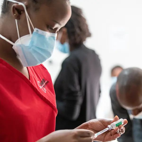 COVID 19 Vaccination Amref Health Africa Nairobi April 2021 (C) Leonardo Mangia (2)